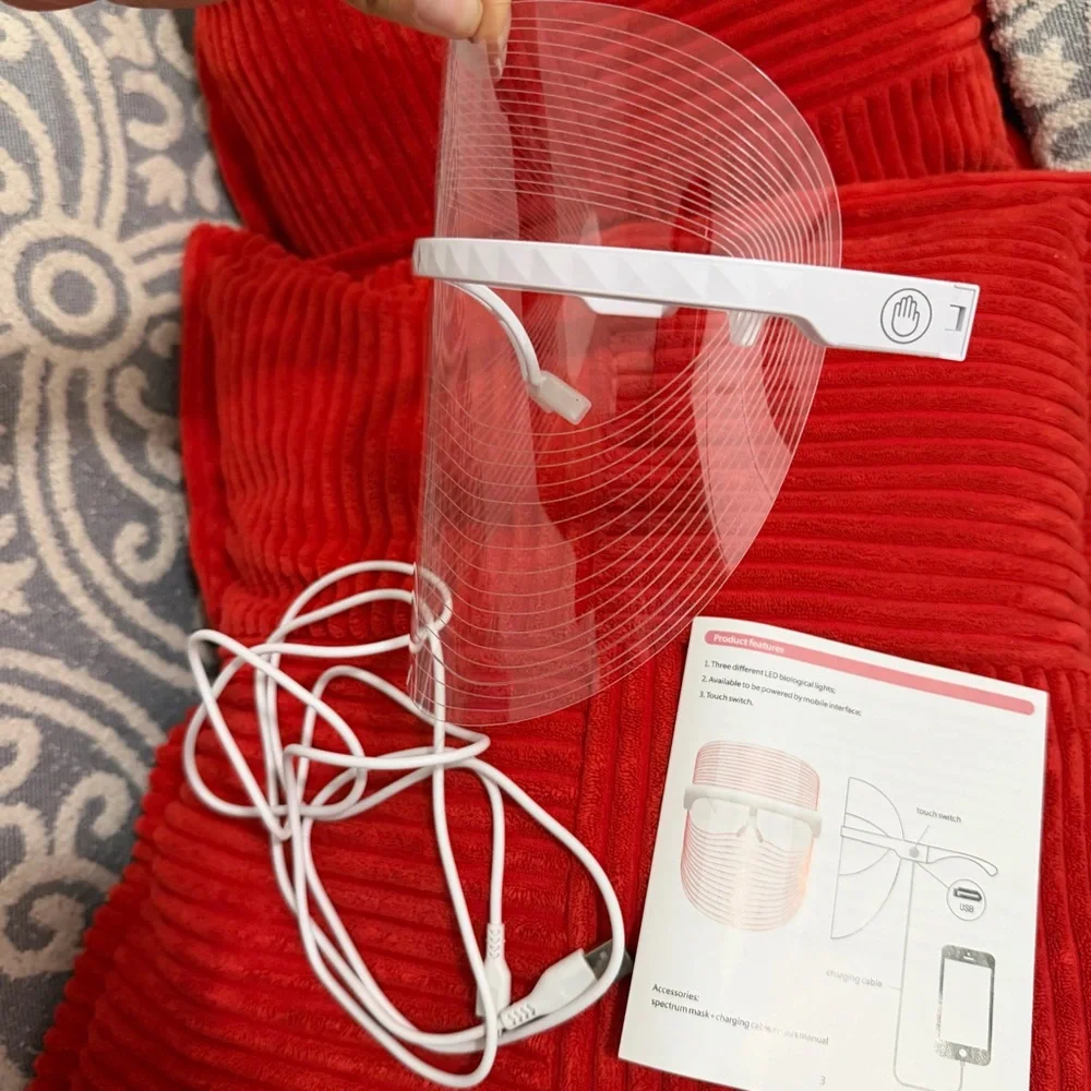 Bliss Spa To Go Led Light Therapy Face Mask 3 Color Modes Used 2-3 Times